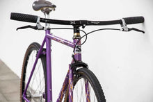 Load image into Gallery viewer, DIA-COMPE SS-6 brake lever  (silver/black lever)（Dia-Compe）の商品画像
