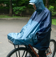 Load image into Gallery viewer, FAIRWEATHER packable rain poncho 2カラー [green/coyote, navy/slate blue] フェアウェザー
