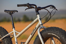 Load image into Gallery viewer, Surly Moonlander 完成車

