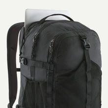 Load image into Gallery viewer, Patagonia レフュジオ・デイパック 30L
