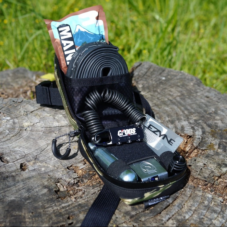 タデクイ　2 hour tripper / CORDURA®︎ / Black TADE QUI 2hour tripper