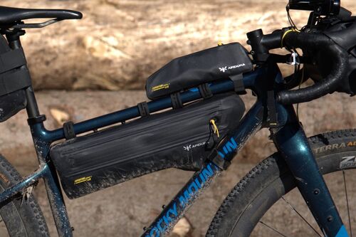 APIDURA フレームバッグとトップチューブバッグセット APIDURA バックカントリー トップチューブパック 1L MTB向け – Grumpy
