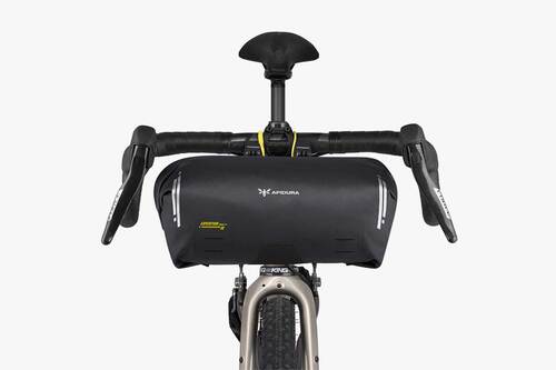 APIDURA エクスペディション ハンドルバーバッグ ハンドルバーバッグ 14L【EXPEDITION HANDLEBAR PACK / ミディアム