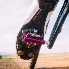 Load image into Gallery viewer, WOLF TOOTH DEL Gravel Race Clipless Pedal
