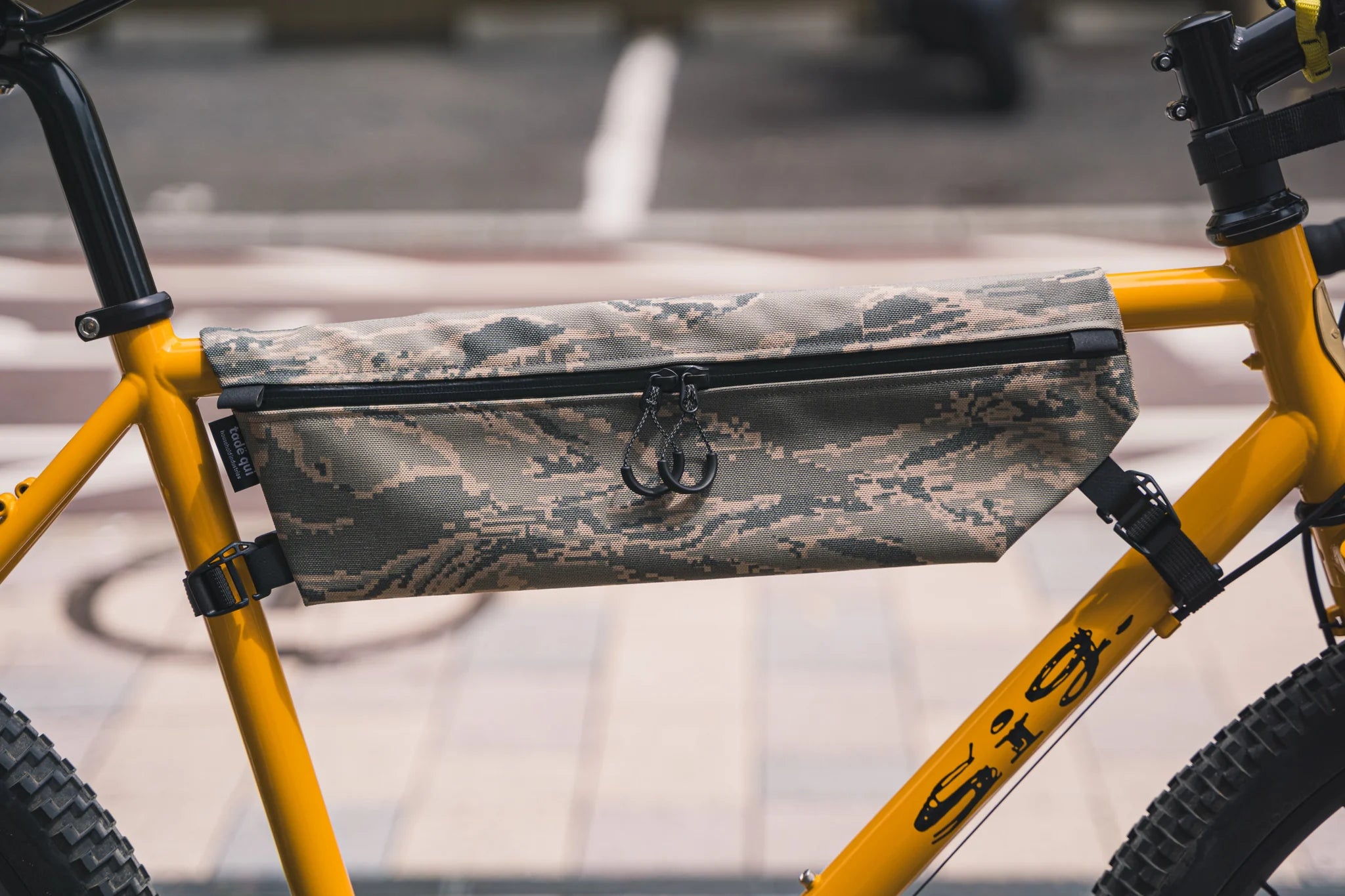 アクセサリー tade qui Blanket Frame bag cordura Black tade qui / Blanket / Frame bag / CORDURA 1000D MIL-SPEC
