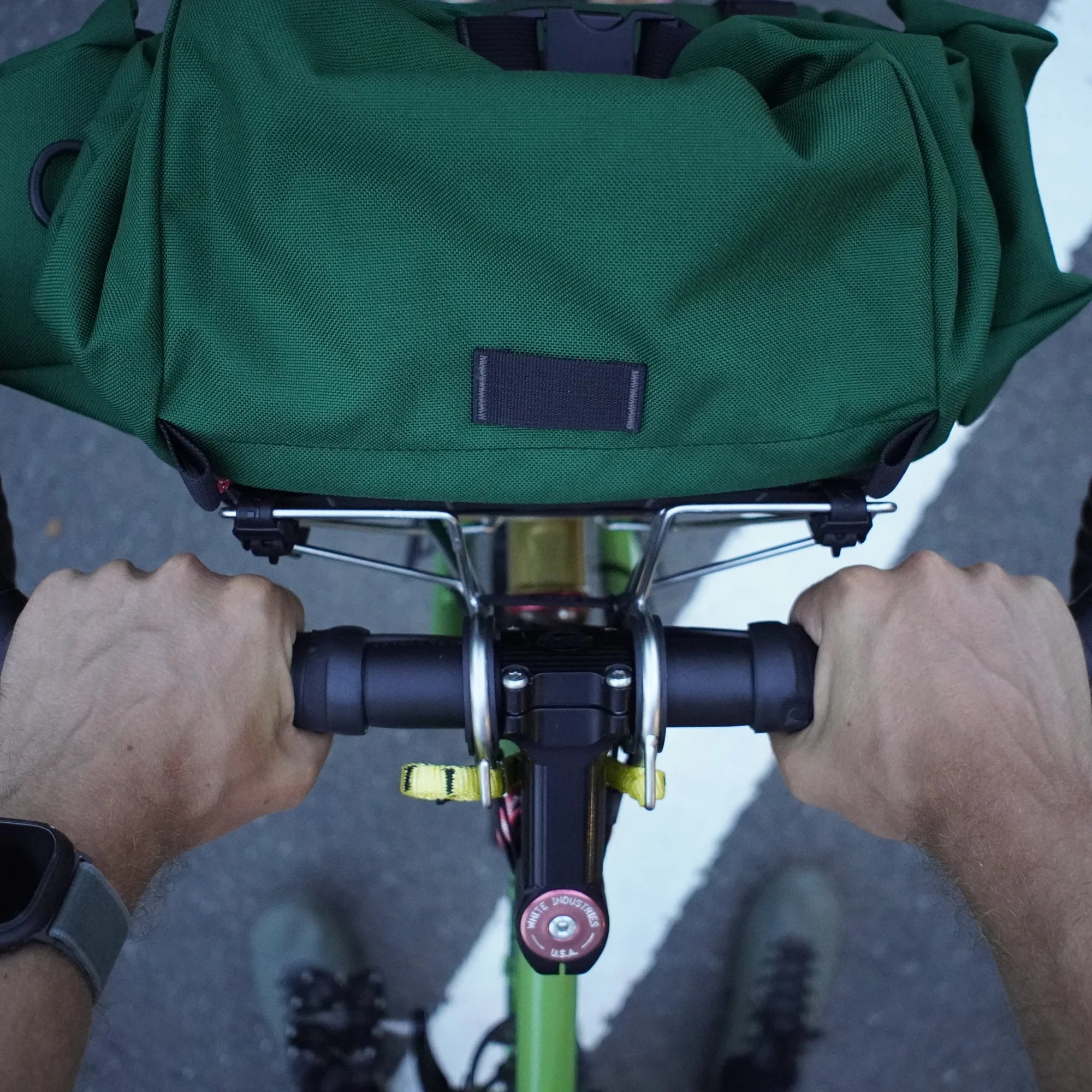 WHOLEGRAIN CYCLES CLIFF バッグハンガー ツーリング・グラベル