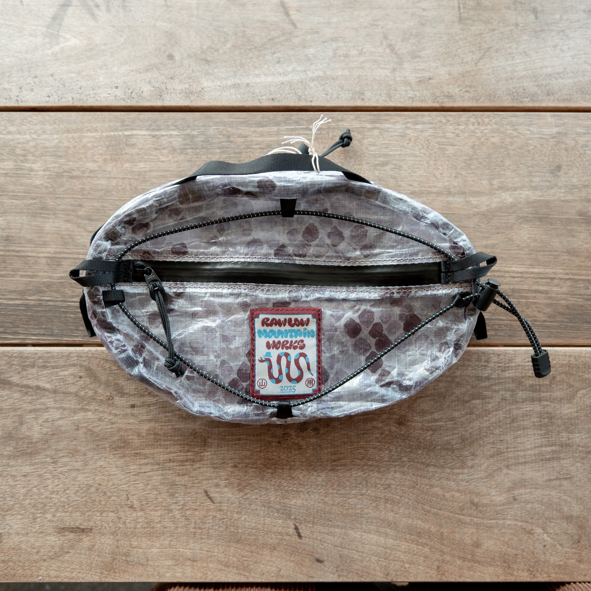 Rawlow Mountain Works ZODIAC Nuts Pack 巳年限定 DCF – Grumpy Bike Shop