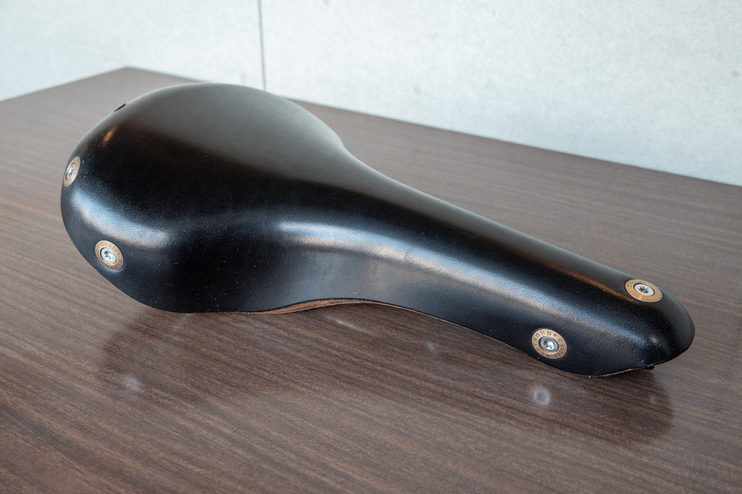 【中古】ベルソーサイクルズ レザーサドル（ARAVIS チタンレール）