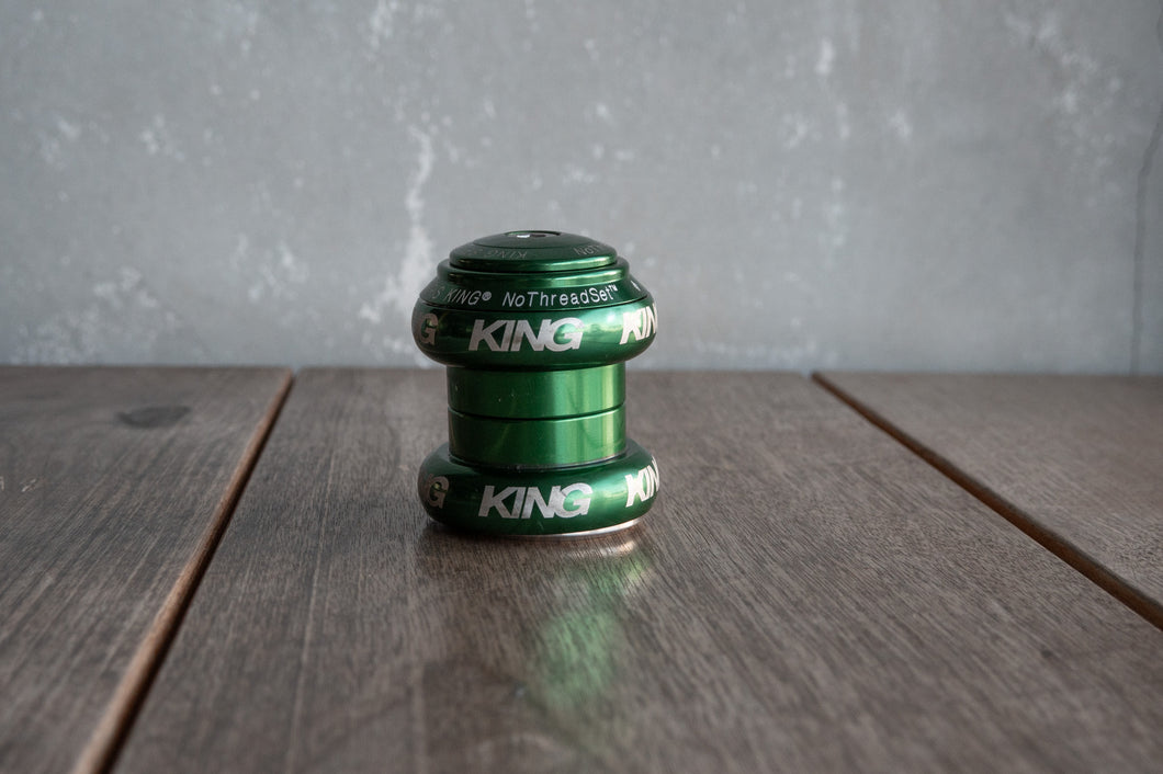 クリスキング Chris King ヘッドセット 廃盤 グリーン 中古】Chris King No Thread ヘッドセット (1-1/8, グリーン) クリス