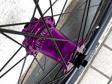 Load image into Gallery viewer, 【中古】Industrynine hydraハブ × Velocity criffhanger 650b ホイール
