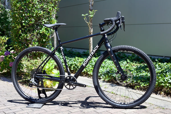BOMBTRACK HOOK EXT 完成車 – Grumpy Bike Shop