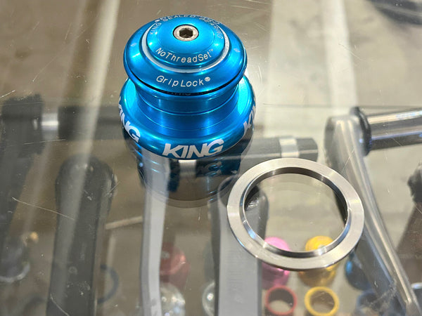 中古クリスキング 艶ありターコイズカラー BOLD 中古クリスキング 艶