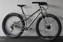 Load image into Gallery viewer, JonesBikes / Jones Titanium Spaceframe with Truss Fork Thru-Axle

