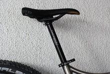 Load image into Gallery viewer, JonesBikes / Jones Titanium Spaceframe with Truss Fork Thru-Axle
