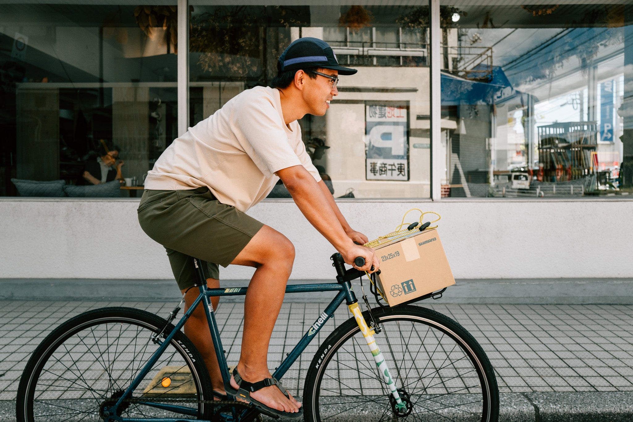 Jack the Bike Rackダンボールで梱包し郵送します - パーツ