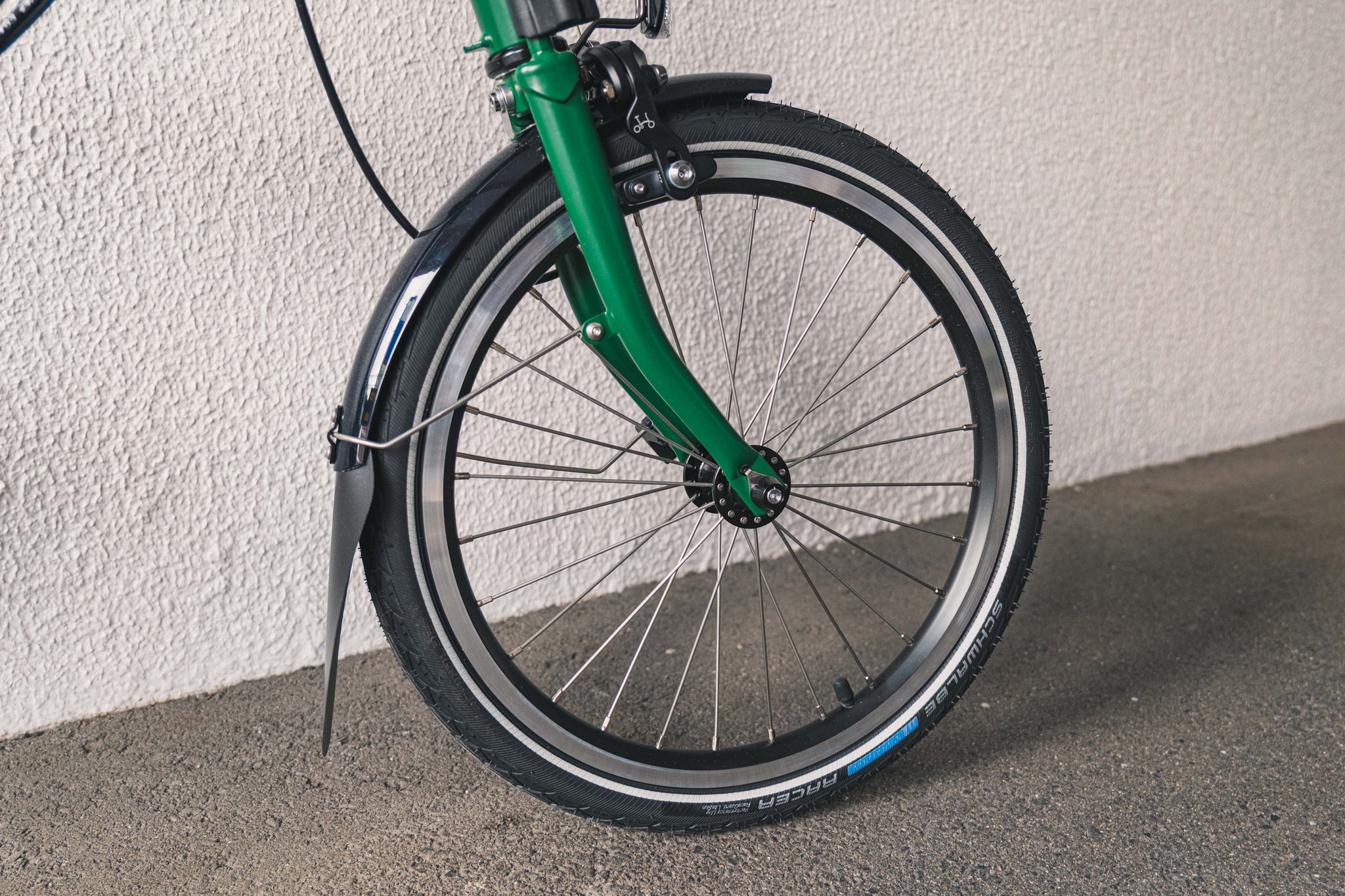 BROMPTON C Line Explore 12spd (Mハンドル、ラック有り