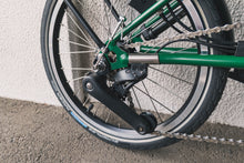 Load image into Gallery viewer, BROMPTON C Line Explore 12spd (Mハンドル、ラック有り) レーシンググリーン ブロンプトン
