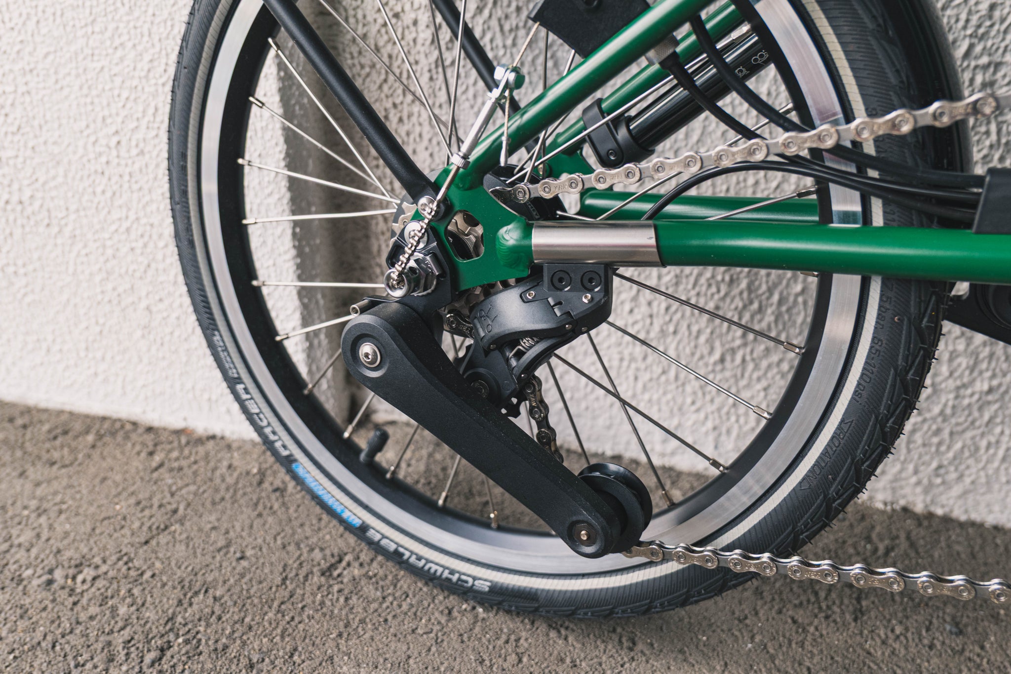 BROMPTON C Line Explore 12spd (Mハンドル、ラック有り
