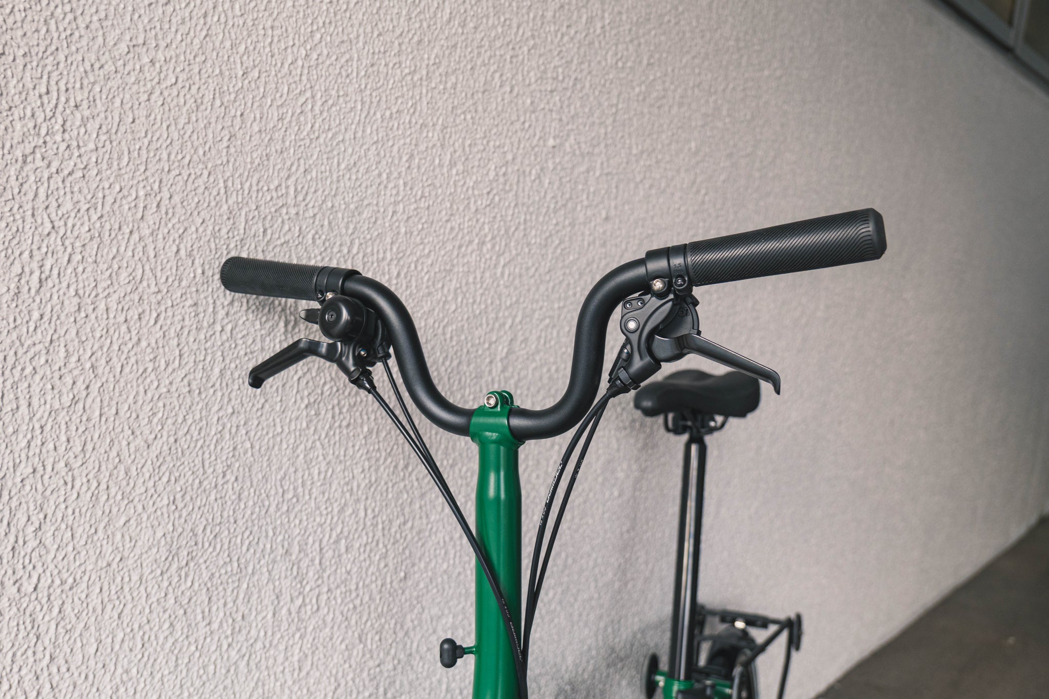 BROMPTON C Line Explore 12spd (Mハンドル、ラック有り) レーシング