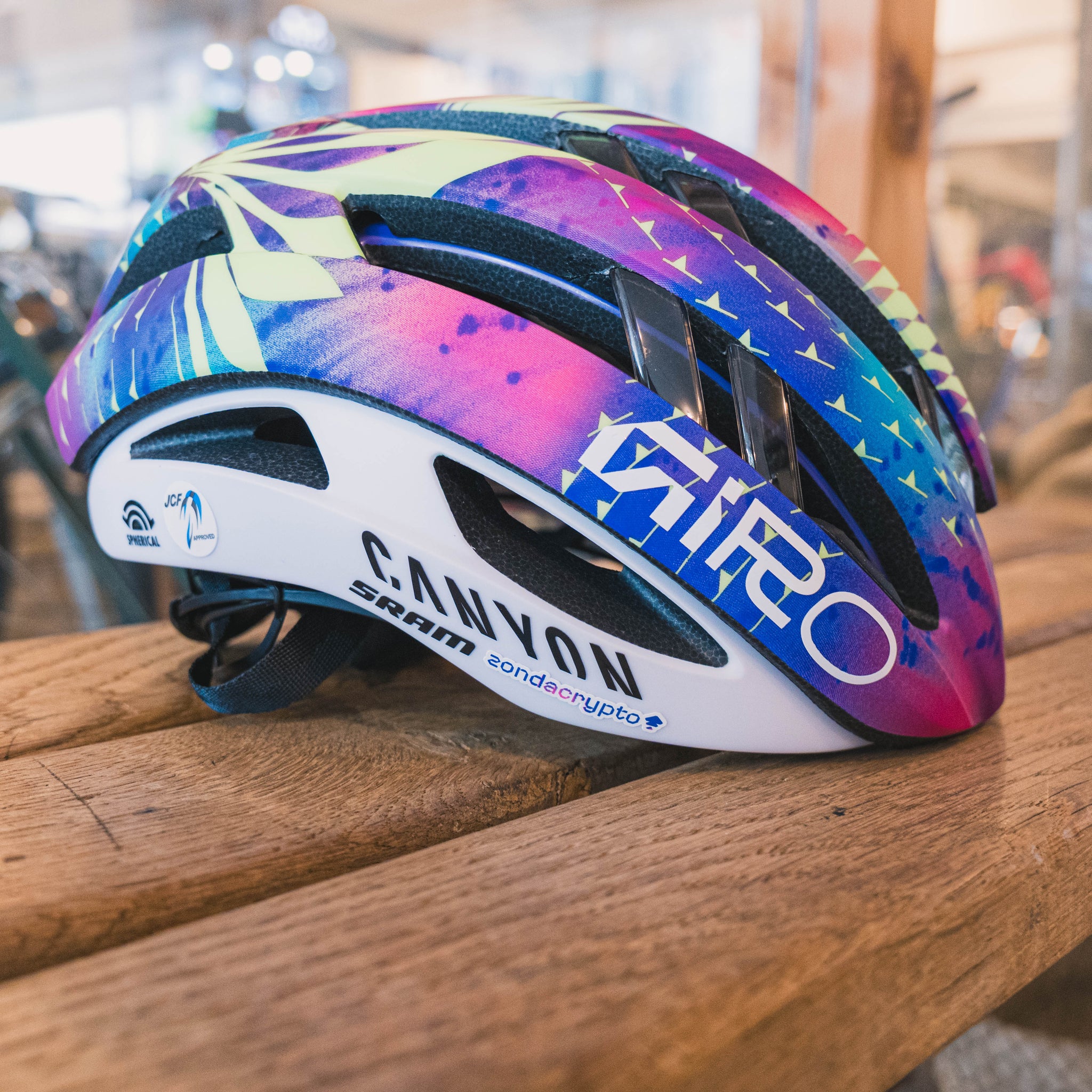 限定】 GIRO ARIES SPHERICAL AF(アジアンフィット)【CANYON//SRAM 