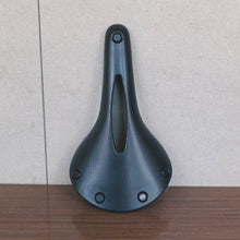 画像をギャラリービューアに読み込む, 【中古】BROOKS C17 CARVED ブルックス
