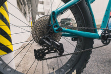 画像をギャラリービューアに読み込む, 【中古】Salsacycles Mukluk Sサイズ
