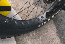 画像をギャラリービューアに読み込む, 【中古】Salsacycles Mukluk Sサイズ

