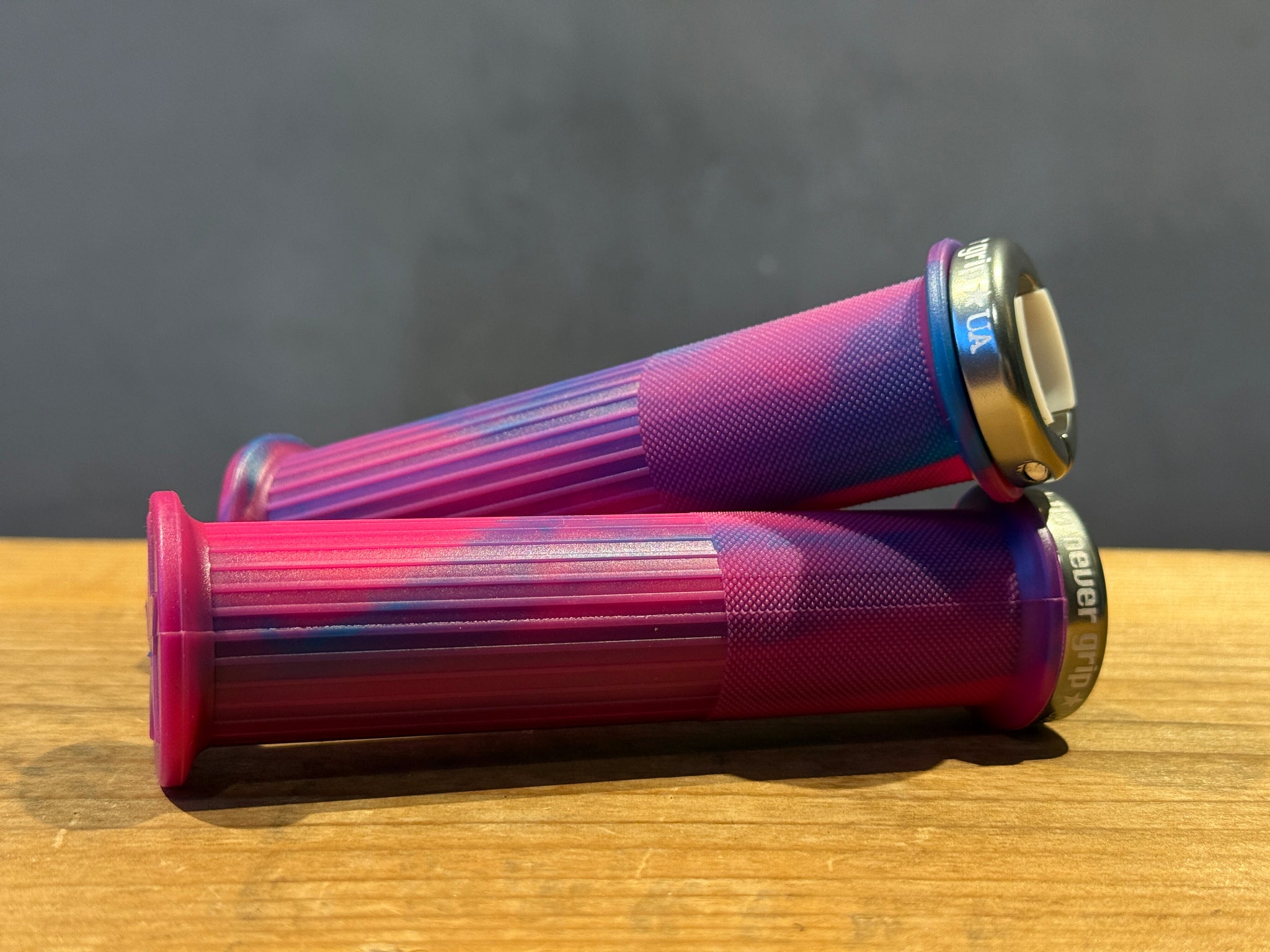 UnAuthorized NEVER EVER GRIP ULTRASLIM 激細MTBグリップ – Grumpy