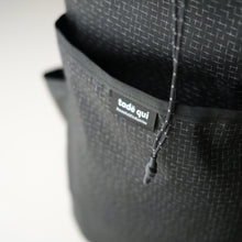 画像をギャラリービューアに読み込む, tade qui / bring back pack / waterproof high count 30D nylon / kasuri black
