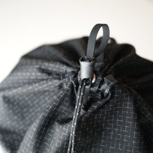 画像をギャラリービューアに読み込む, tade qui / bring back pack / waterproof high count 30D nylon / kasuri black
