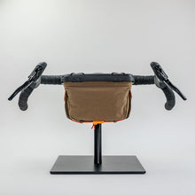 Load image into Gallery viewer, Route Werks The Handlebar Bag ルートワークス ハンドルバーバッグ
