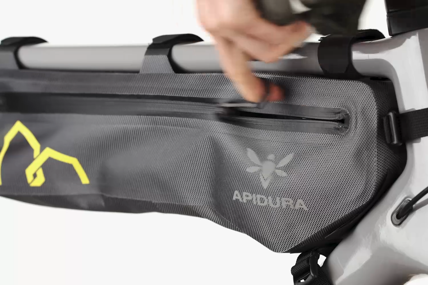 APIDURA エクスペディション フレームパック 5L TALL 防水 – Grumpy APIDURA エクスペディション フレームパック 5L TALL 防水 – Grumpy