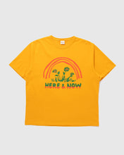 Load image into Gallery viewer, HAVE A GREATFUL DAY T-SHIRT -HERE&amp;NOW Tシャツ GDC0518HRNW
