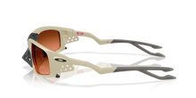 画像をギャラリービューアに読み込む, OAKLEY Plantaris SQ Matte Sand 側面

