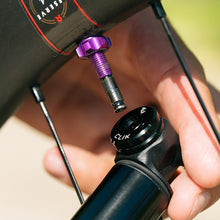 画像をギャラリービューアに読み込む, WOLF TOOTH Tubeless Valve Stem Kit for Clik Valve ウルフトゥース
