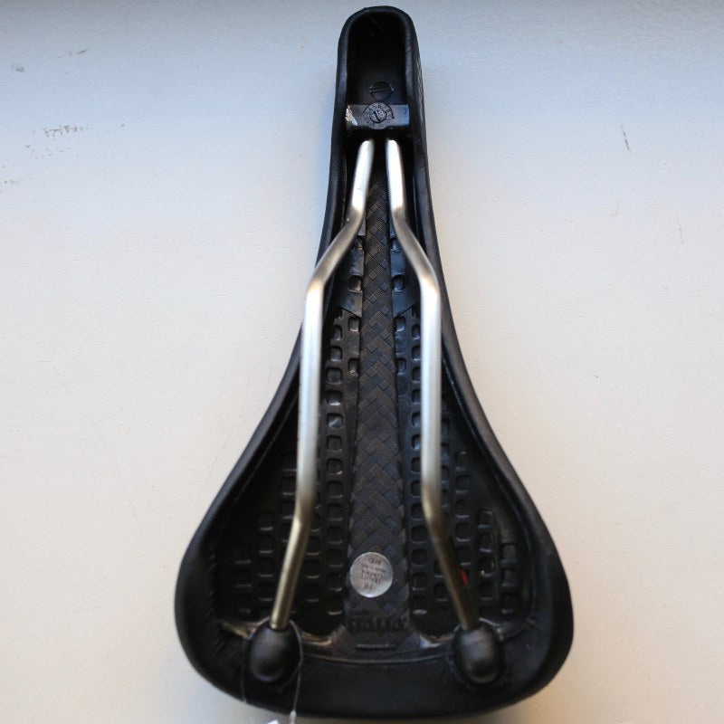 Selle italia milano FLITE BONNIE セライタリア – Grumpy Bike Shop