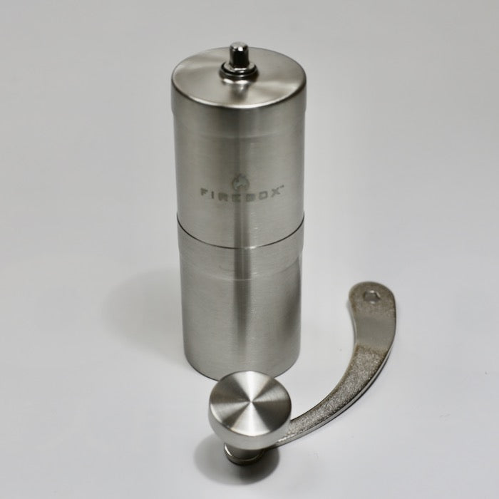 FIREBOX(ファイヤーボックス) Coffee Mill コーヒーミル 日本正規品軽量 ハンディータイプ 粗さ調整可能 セラミック刃 ア : FIREBOX(ファイヤーボックス) Coffee Mill コーヒーミル
