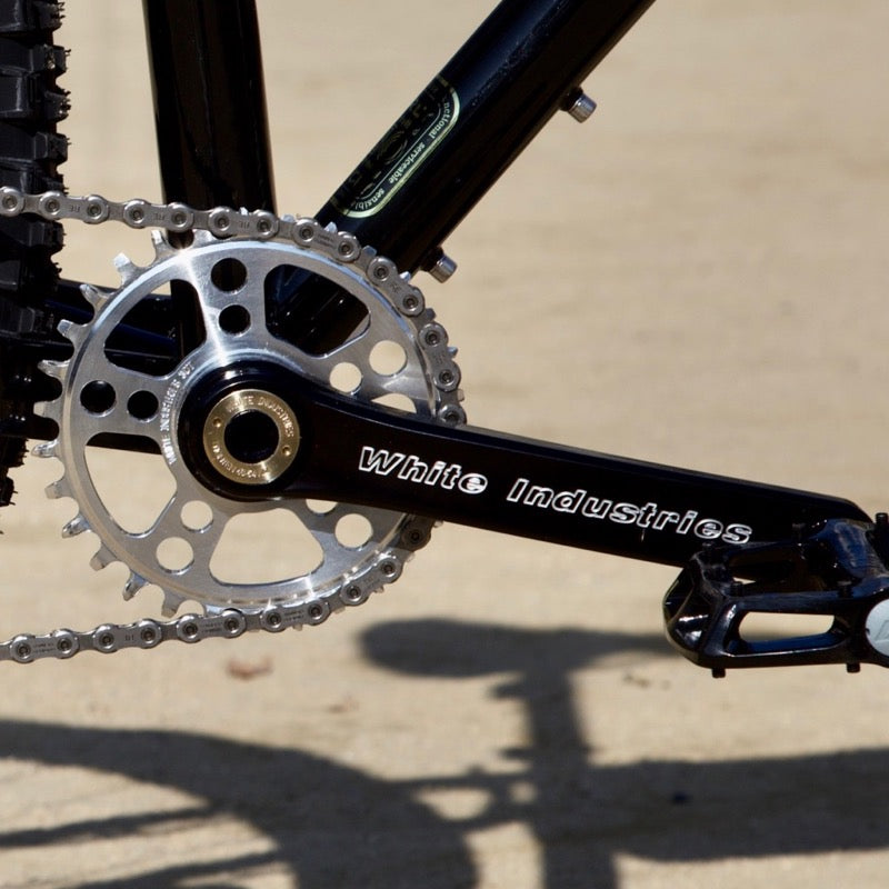 WHITE INDUSTRIES クランク M30[ブラック](キャップBRONZE) DriveTrain