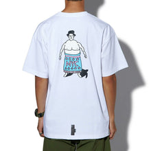 Load image into Gallery viewer, 【50%off】Chari&amp;Co × CONNIE SUMO PKT TEE Tシャツ チャリアンドコー
