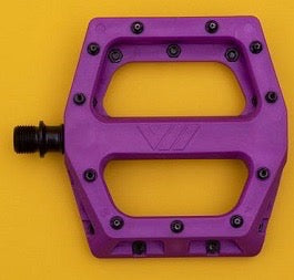 DMR V11 Pastic PEDAL プラスチックペダル – Grumpy Bike Shop