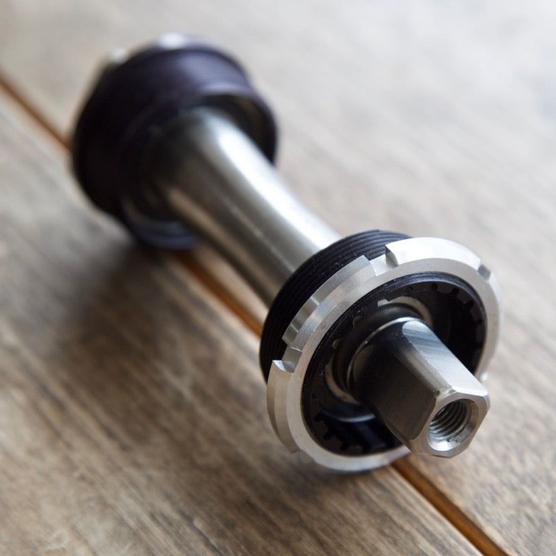 WHITE INDUSTRIES BB スクエア ステンレス Square Taper Bottom